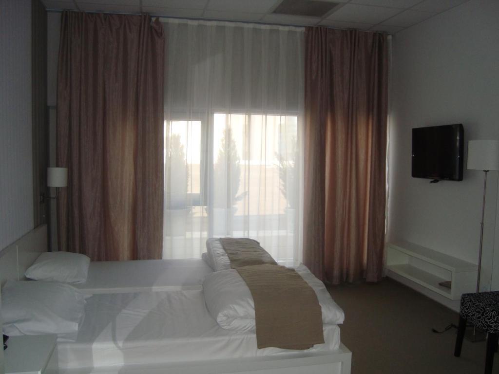 Guesthouse City Central International Скопие Стая снимка