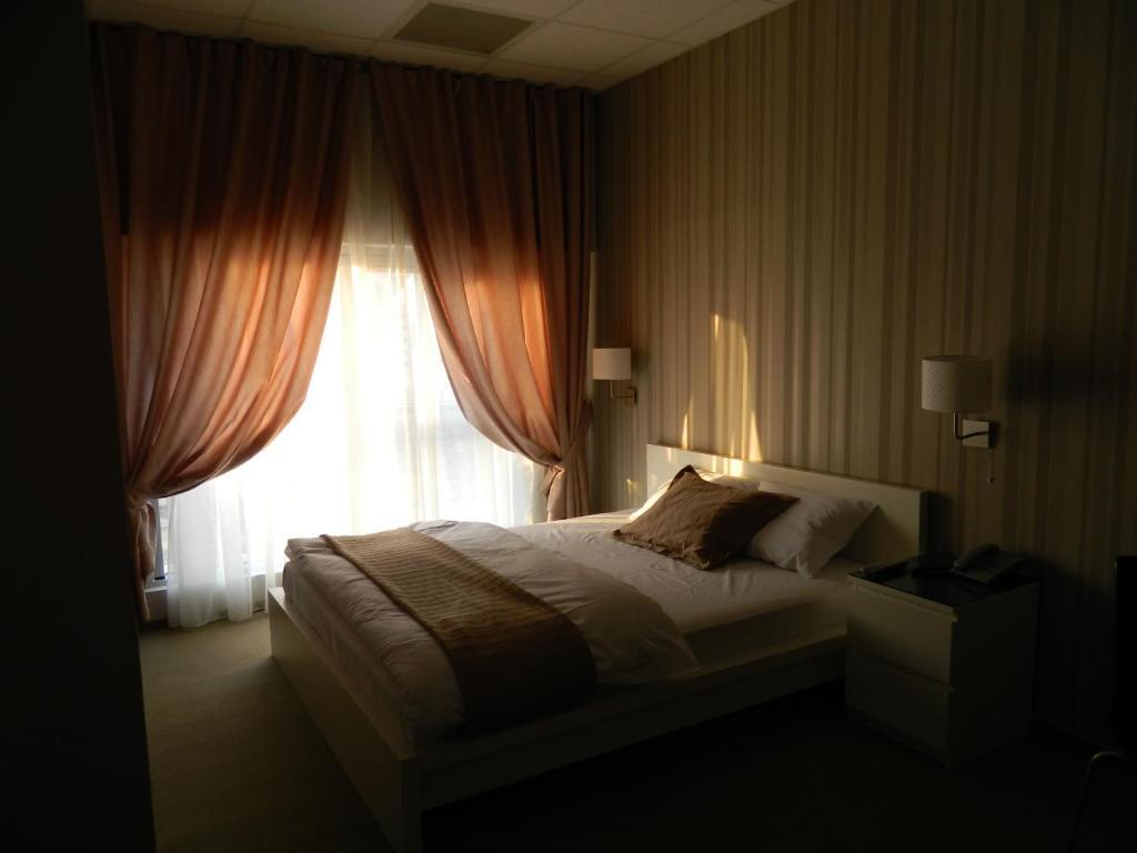 Guesthouse City Central International Скопие Стая снимка