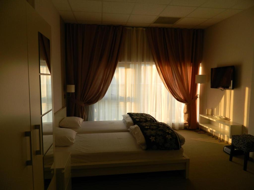 Guesthouse City Central International Скопие Стая снимка