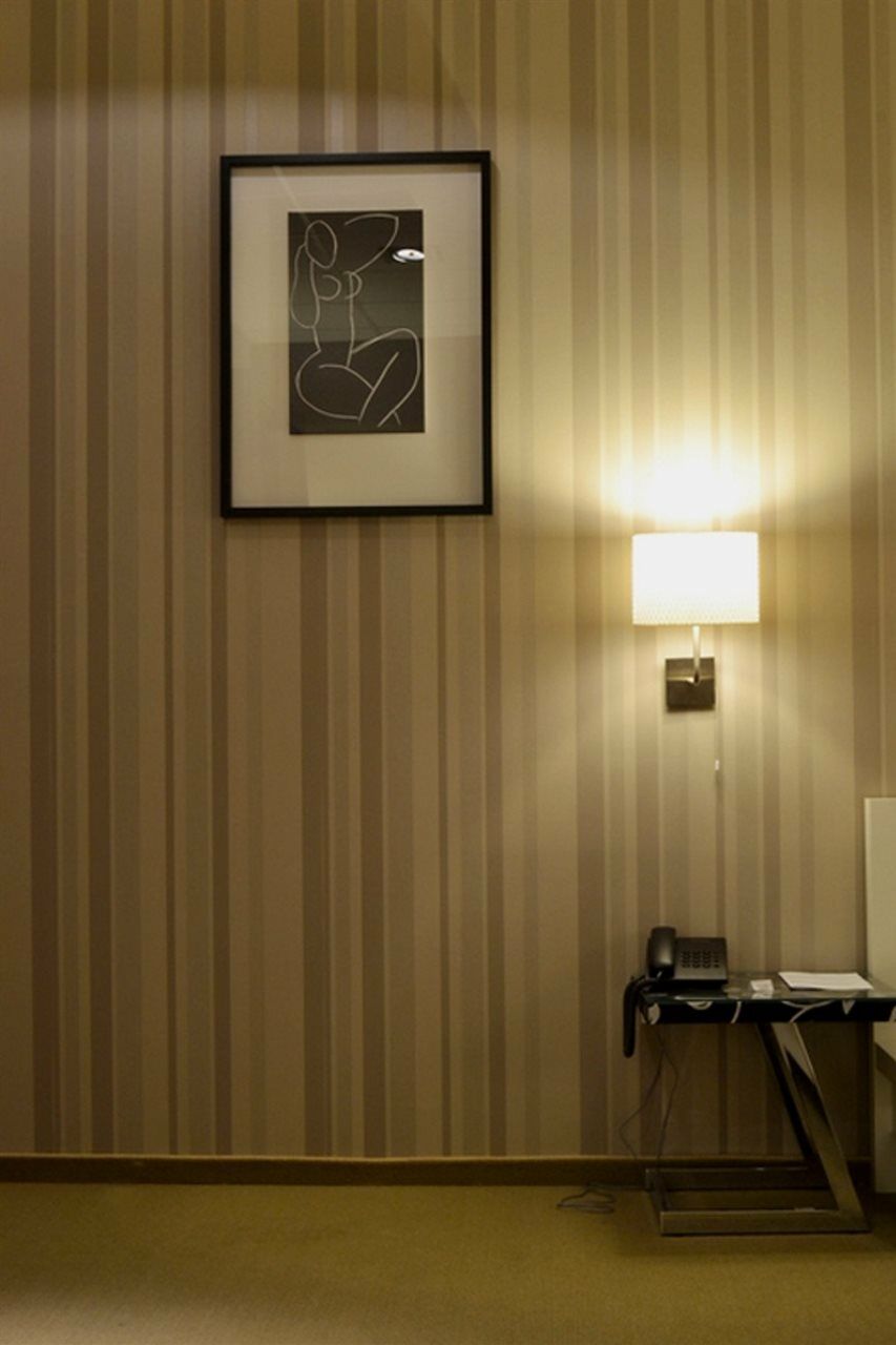 Guesthouse City Central International Скопие Екстериор снимка