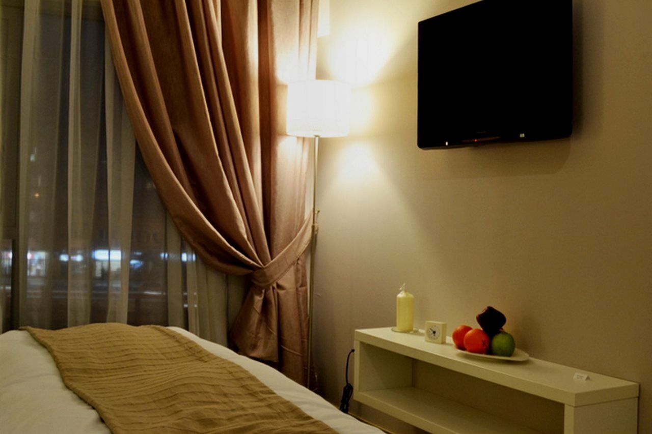 Guesthouse City Central International Скопие Екстериор снимка
